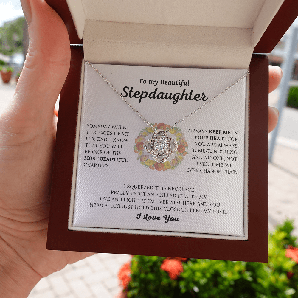 To My Beautiful Stepdaughter - Keep Me In Your Heart - Love Knot Necklace